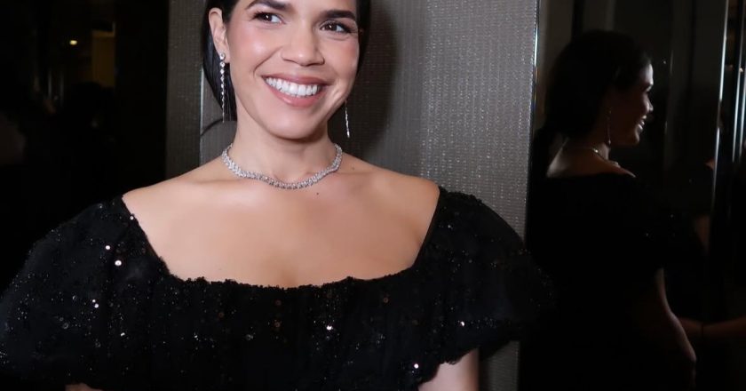 “Amerika Syarikat kini bergerak ke arah titik krisis.” – America Ferrera