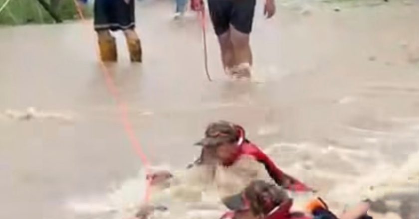 Kedah pula banjir: Beberapa sungai di Selangor, Perlis, Sarawak melepasi paras bahaya