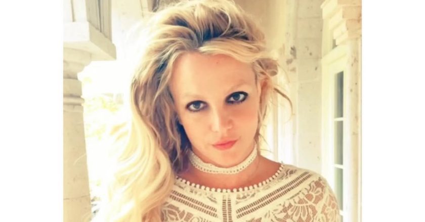 Britney Spears jual hak milik katalog muzik
